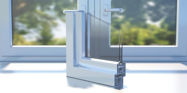 <span>Fönsterbytare som installerar tvåglasfönster</span>